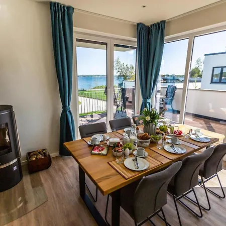 Apartment Hangar 19 Luxusapartment Mit Sauna, Kamin, Dachterrasse Und Seeblick H5w3 Schwerin (Mecklenburg-Vorpommern)