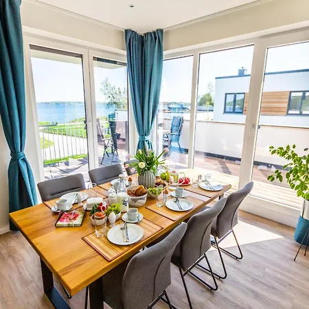 Lägenhet Hangar 19 Luxusapartment Mit Sauna, Kamin, Dachterrasse Und Seeblick H5w3 Schwerin (Mecklenburg-Vorpommern)